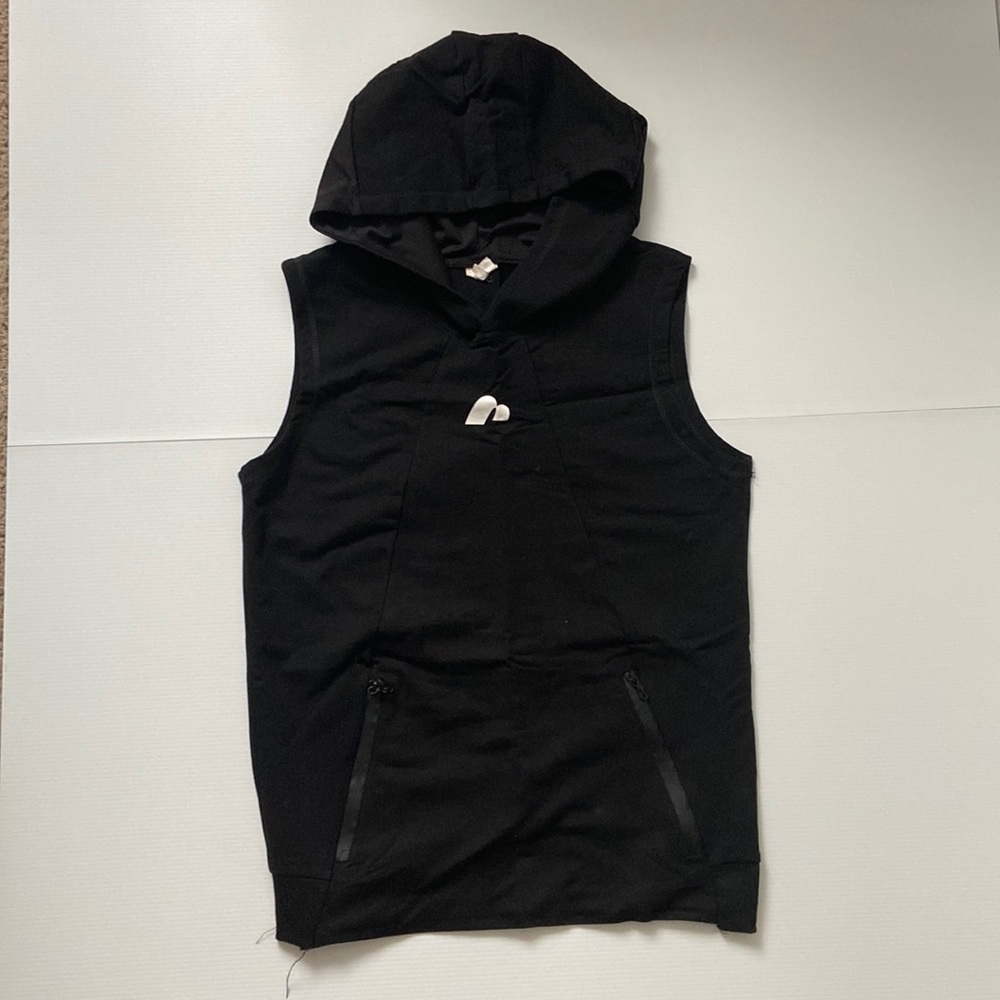 Sleeveless sweater